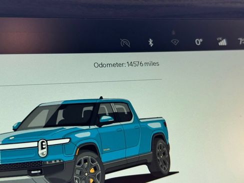 Used 2023 Rivian R1T Adventure AWD/4WD image 51