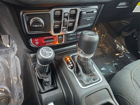 New 2026 Jeep Gladiator Willys image 22