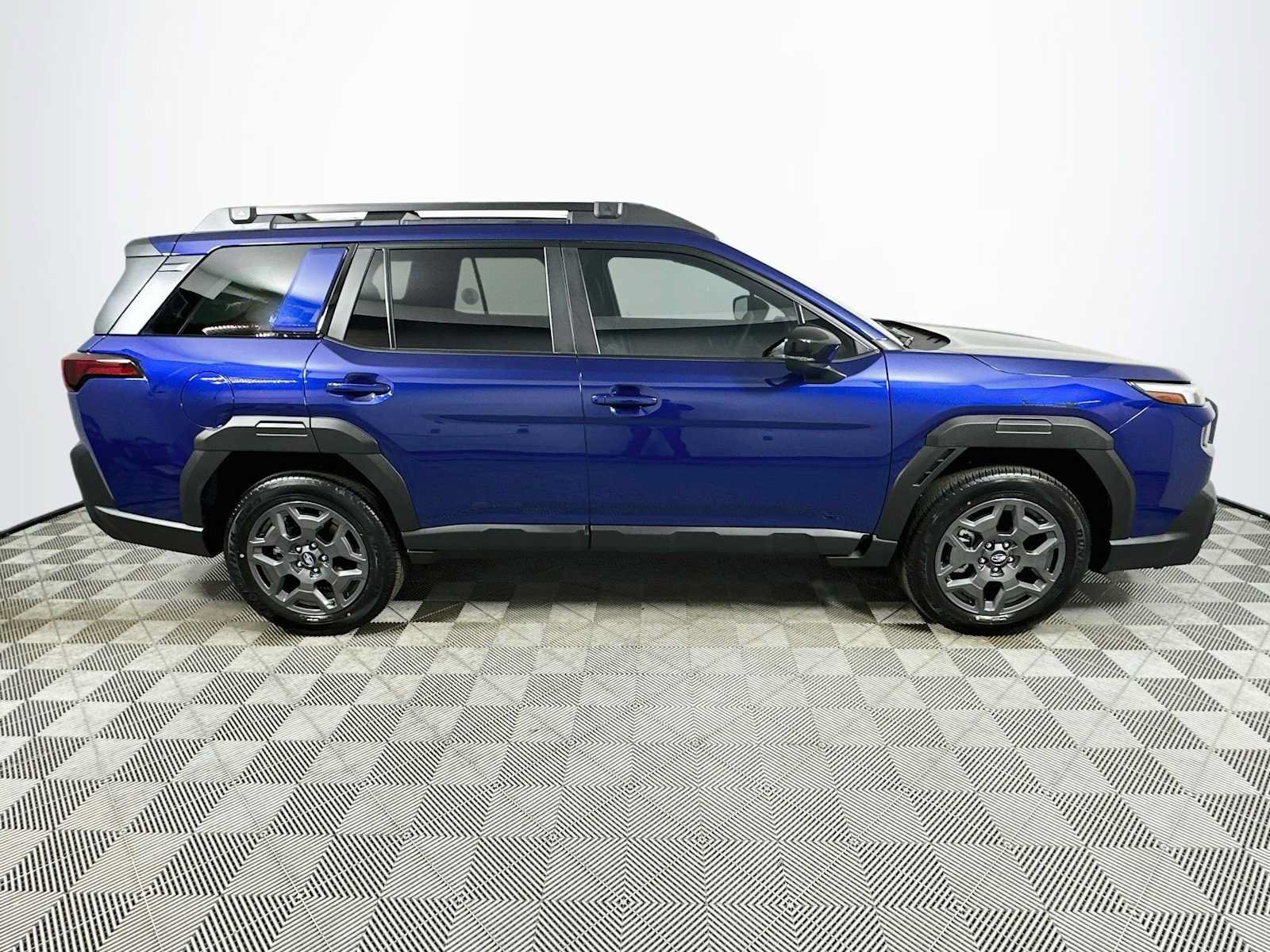Certified 2026 Subaru Outback Premium AWD/4WD image 8