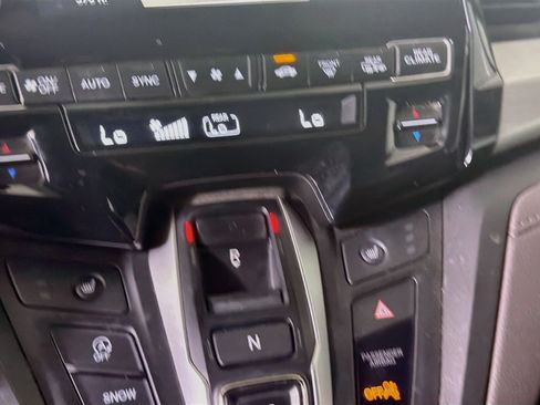 Used 2019 Honda Odyssey Touring image 21