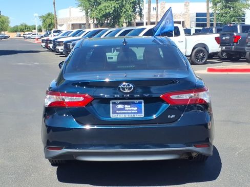 Used 2019 Toyota Camry LE FWD image 5