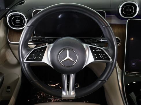 Used 2023 Mercedes-Benz GLC 300 4MATIC image 45
