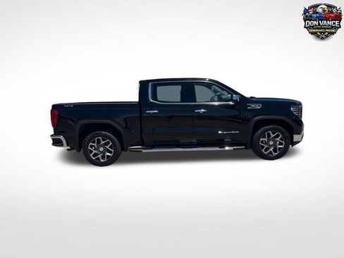 Used 2022 GMC Sierra 1500 SLT w/ SLT Convenience Package AWD/4WD image 6