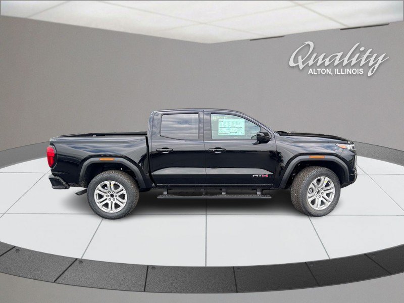New 2026 GMC Canyon AT4 AWD/4WD image 3