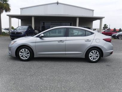 Used 2020 Hyundai Elantra SE