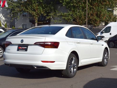 Used 2019 Volkswagen Jetta R-Line image 5