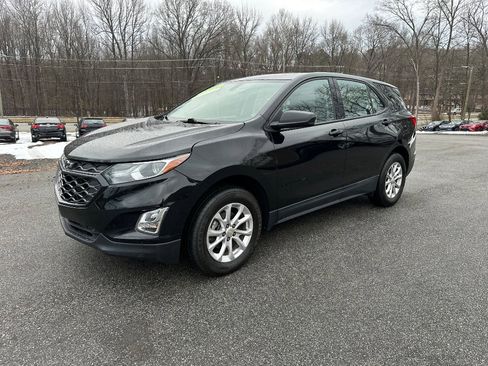Used 2019 Chevrolet Equinox LS w/ LPO, Blackout Package image 2