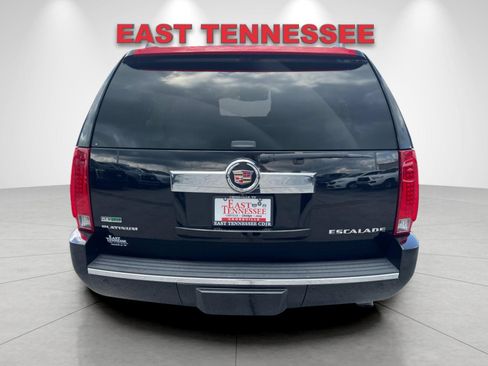 Used 2011 Cadillac Escalade ESV Platinum AWD/4WD image 4