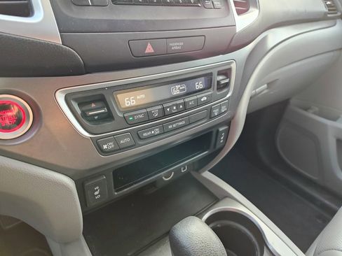 Used 2019 Honda Ridgeline RTL image 12