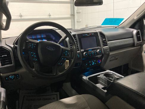 Used 2021 Ford F250 XLT w/ FX4 Off-Road Package image 20