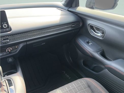 Used 2024 Honda HR-V Sport image 15