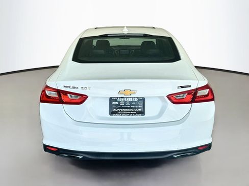 Used 2017 Chevrolet Malibu Premier w/ Premier Sun and Wheel Package FWD image 6