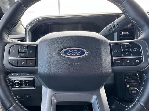 Used 2024 Ford F250 Lariat AWD/4WD image 16