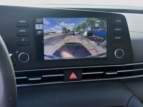 New 2026 Hyundai Elantra SE FWD image 12