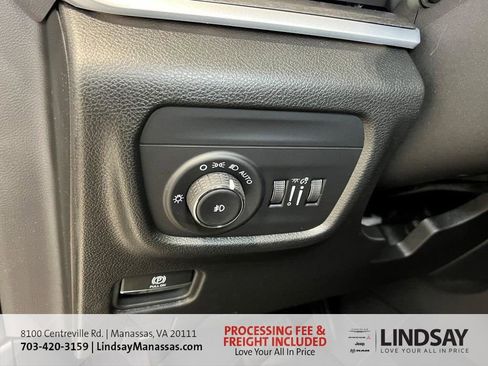 New 2025 Jeep Grand Cherokee L Limited w/ Trailer Tow Package AWD/4WD image 32