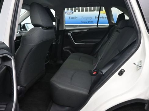 Used 2024 Toyota RAV4 LE AWD/4WD image 9