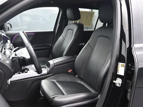 Used 2024 Mercedes-Benz GLB 250 image 5