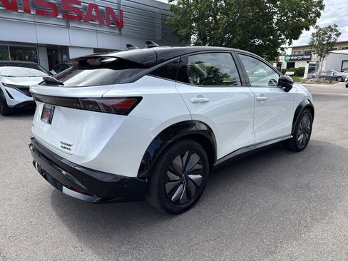 Certified 2024 Nissan Ariya AWD image 9
