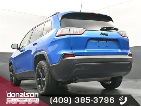 Used 2021 Jeep Cherokee Latitude Plus image 17