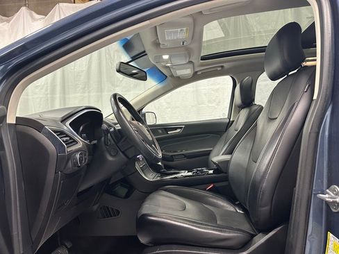 Used 2018 Ford Edge Titanium w/ Equipment Group 301A image 39