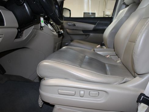 Used 2013 Honda Odyssey EX-L image 23