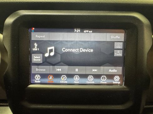 Used 2022 Jeep Wrangler Unlimited Sport AWD/4WD image 3