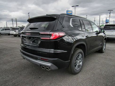 New 2025 GMC Acadia Elevation image 4