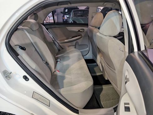 Used 2012 Toyota Corolla LE image 23