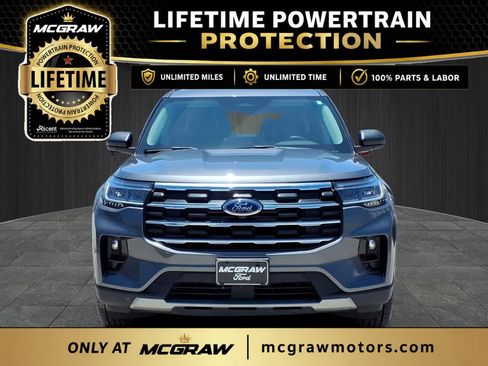 Used 2025 Ford Explorer Active w/ Active Comfort Package AWD/4WD image 2