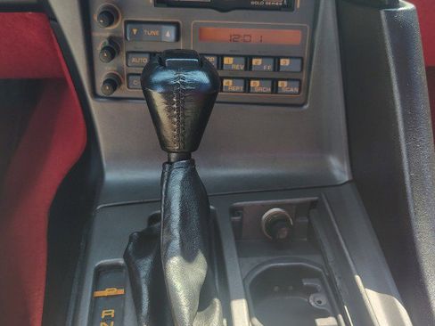 Used 1990 Chevrolet Corvette Coupe RWD image 26