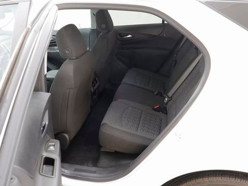Used 2023 Chevrolet Equinox LT image 15