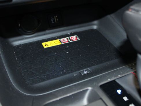 Used 2023 Toyota RAV4 XSE w/ Weather Package AWD/4WD image 26