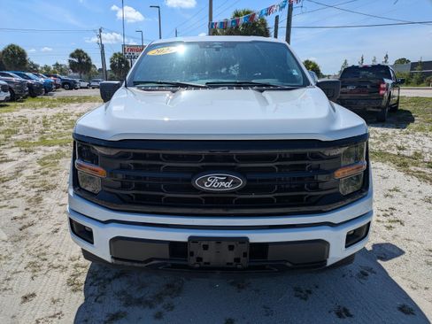 Used 2024 Ford F150 XLT w/ XLT Black Appearance Package RWD image 9