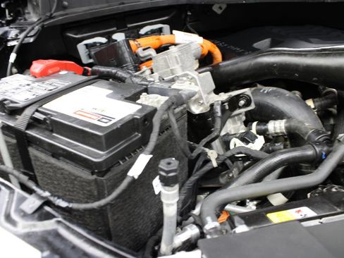 Used 2023 Ford F150 Lariat w/ Equipment Group 502A High AWD/4WD image 29