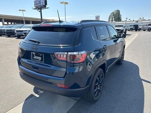 New 2026 Jeep Compass Latitude AWD/4WD image 5