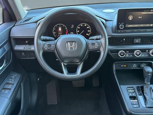 Used 2024 Honda CR-V LX image 30
