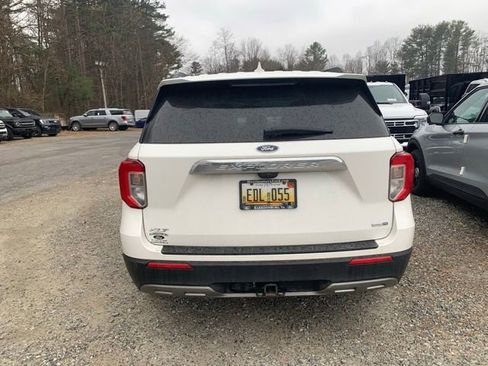 Used 2020 Ford Explorer XLT w/ Equipment Group 202A image 22
