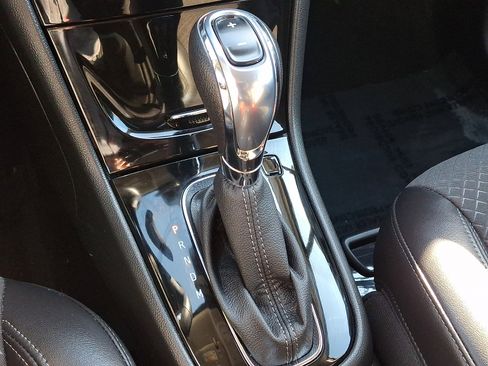 Used 2017 Buick Encore Preferred image 14