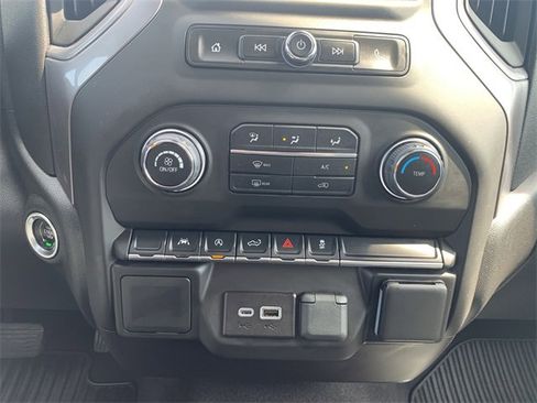 Certified 2024 Chevrolet Silverado 1500 Custom image 17