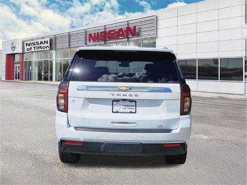 Used 2024 Chevrolet Tahoe LT w/ Luxury Package RWD image 5