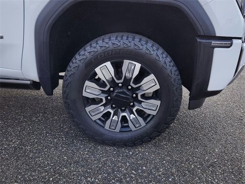 Used 2024 GMC Sierra 2500 Denali w/ Denali Reserve Package image 37