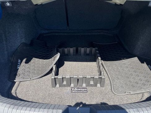 Used 2024 Volkswagen Jetta S image 7