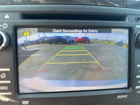 Used 2013 Buick Enclave Leather AWD/4WD image 28
