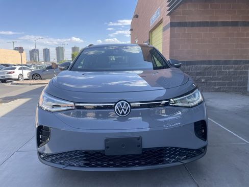 Used 2024 Volkswagen ID.4 S image 7