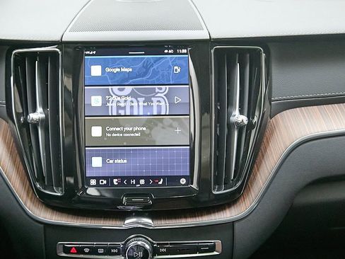 Used 2023 Volvo XC60 B5 Ultimate image 30