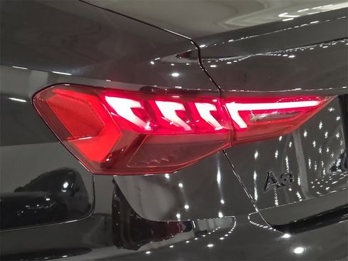 Used 2022 Audi A3 2.0T Premium Plus image 31