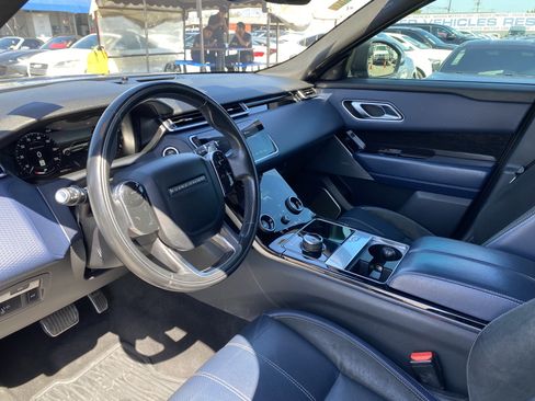 Used 2019 Land Rover Range Rover Velar R-Dynamic SE AWD/4WD image 15