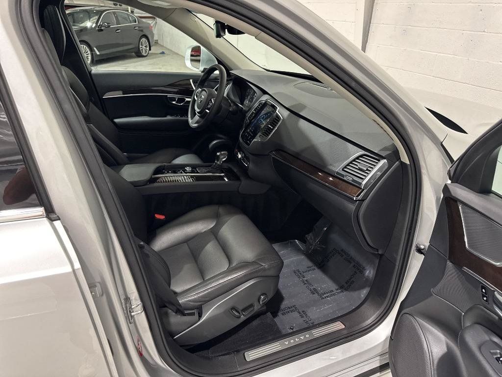 Used 2019 Volvo XC90 T6 Momentum w/ Protection Package AWD/4WD image 52