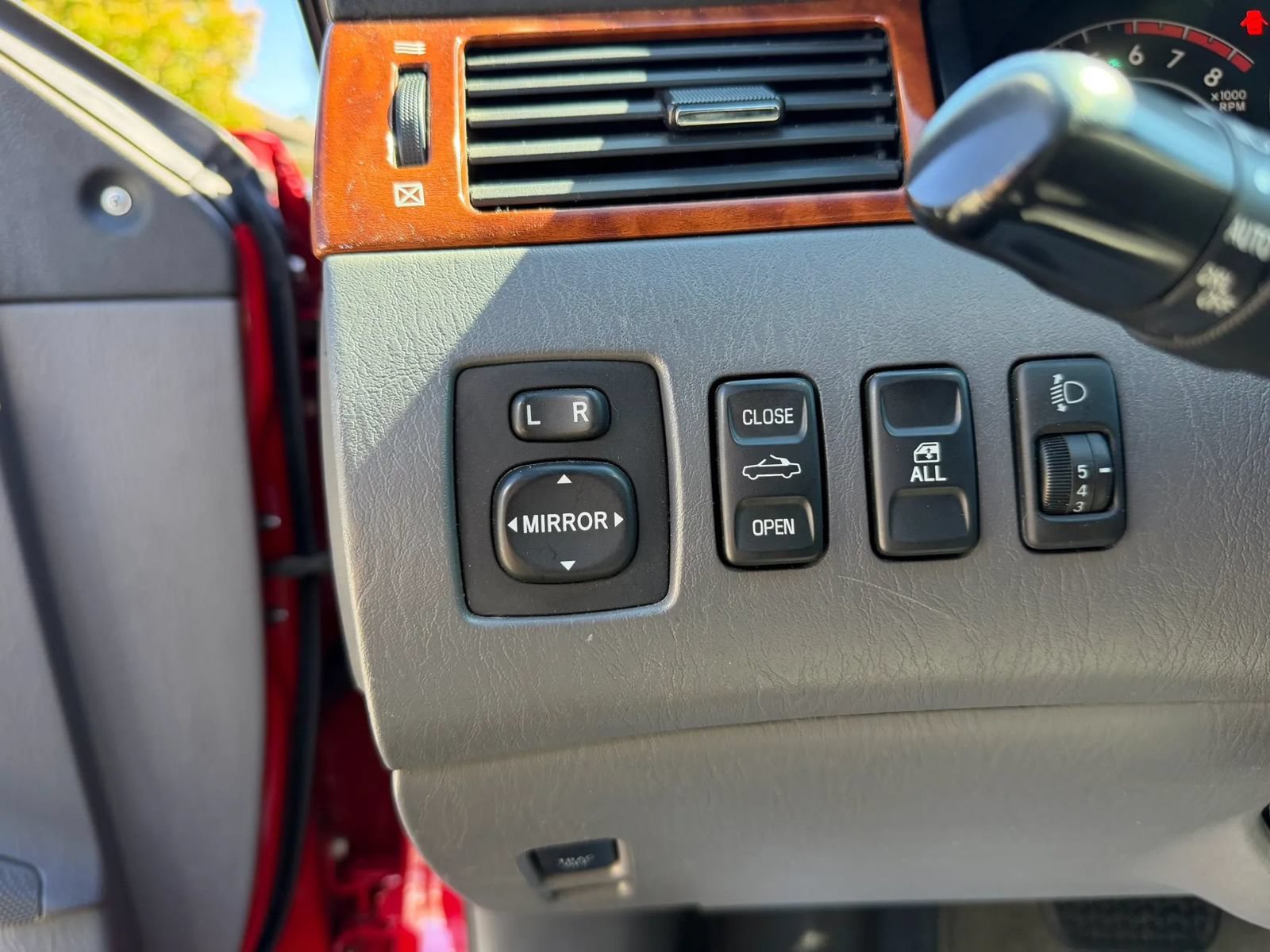 Used 2007 Toyota Solara SLE FWD image 18