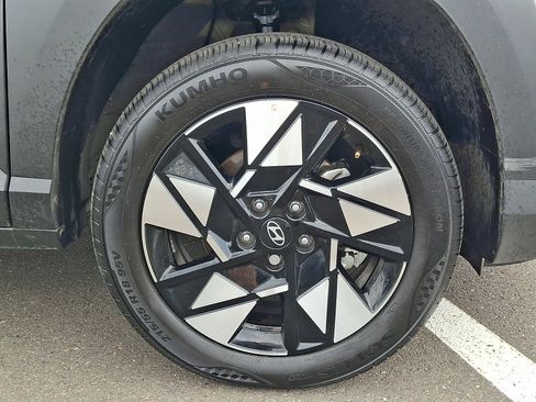 Certified 2025 Hyundai Kona SEL AWD/4WD image 8